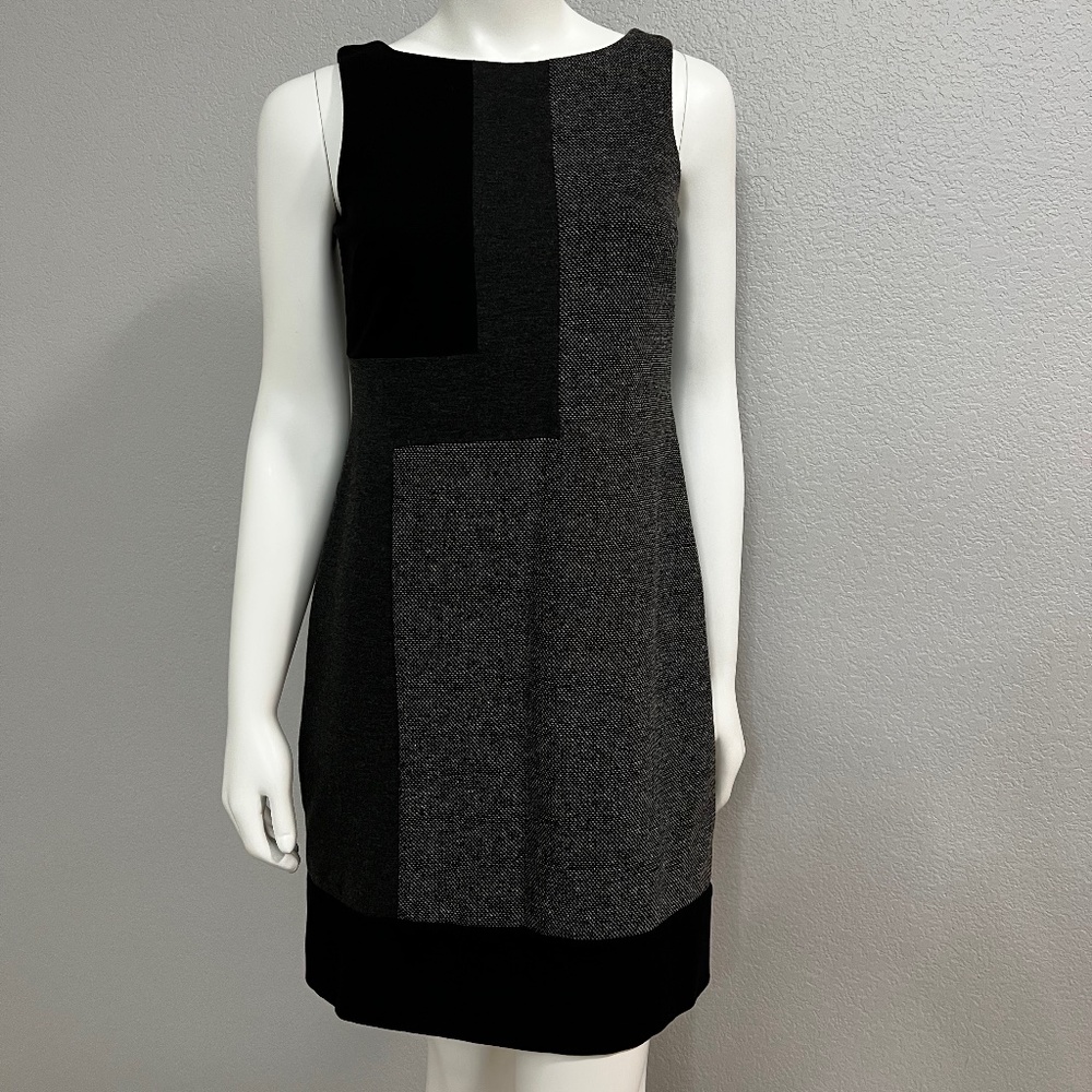 Sleeveless Black & Charcoal Colorblock Shift Dress